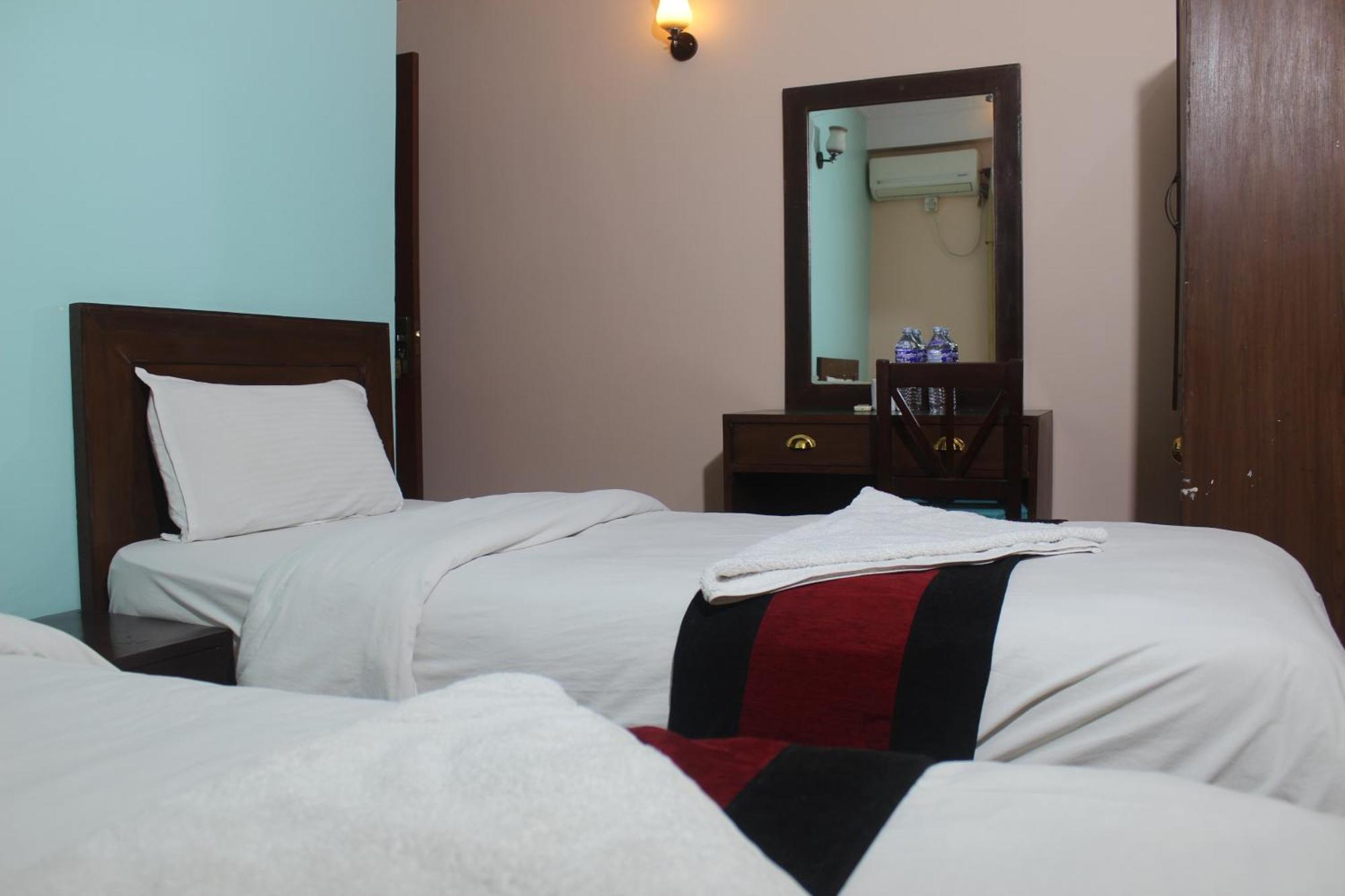 Hotel Happy Home Or Mudkhu Durbar Катманду Экстерьер фото