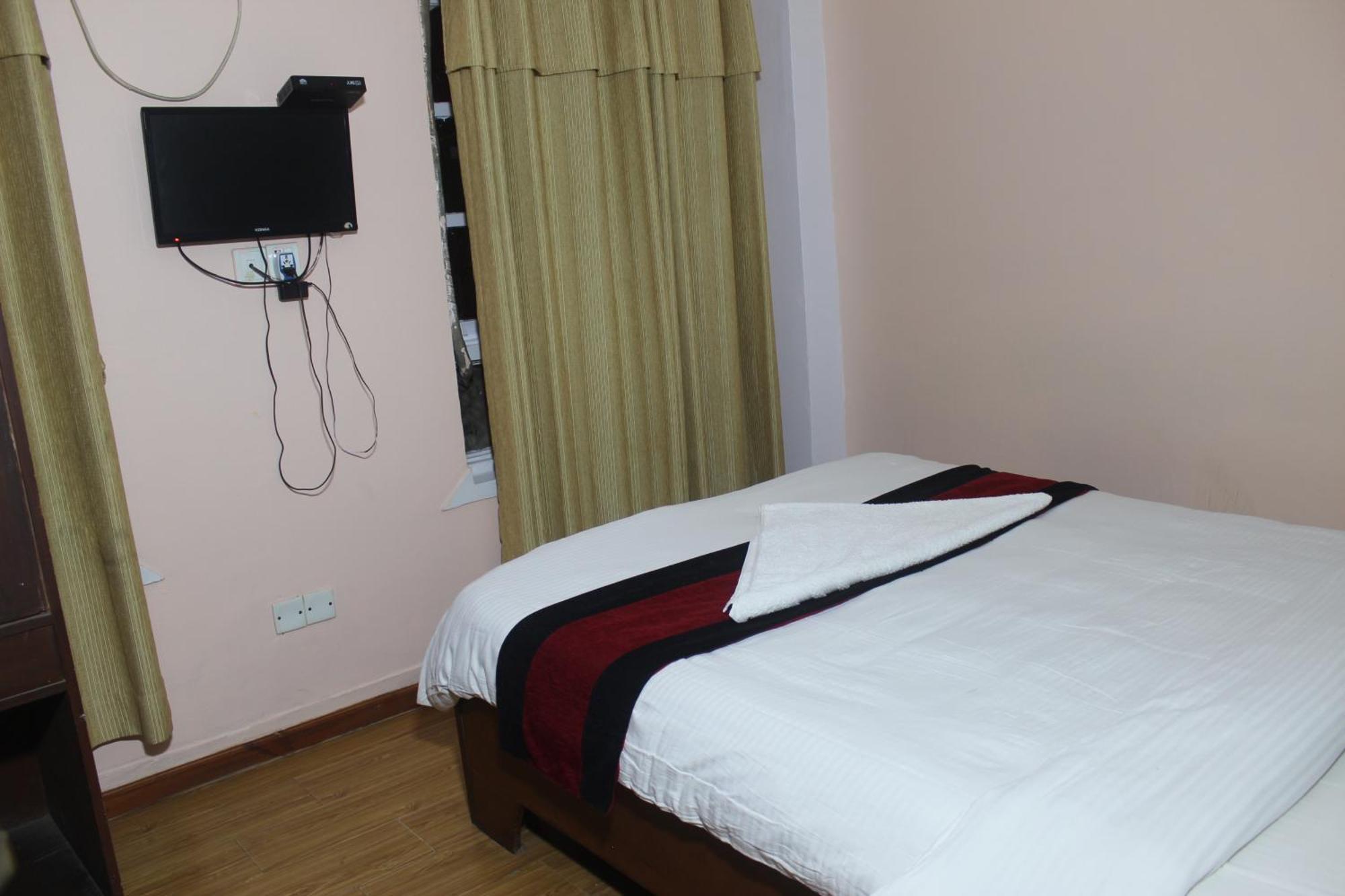 Hotel Happy Home Or Mudkhu Durbar Катманду Экстерьер фото